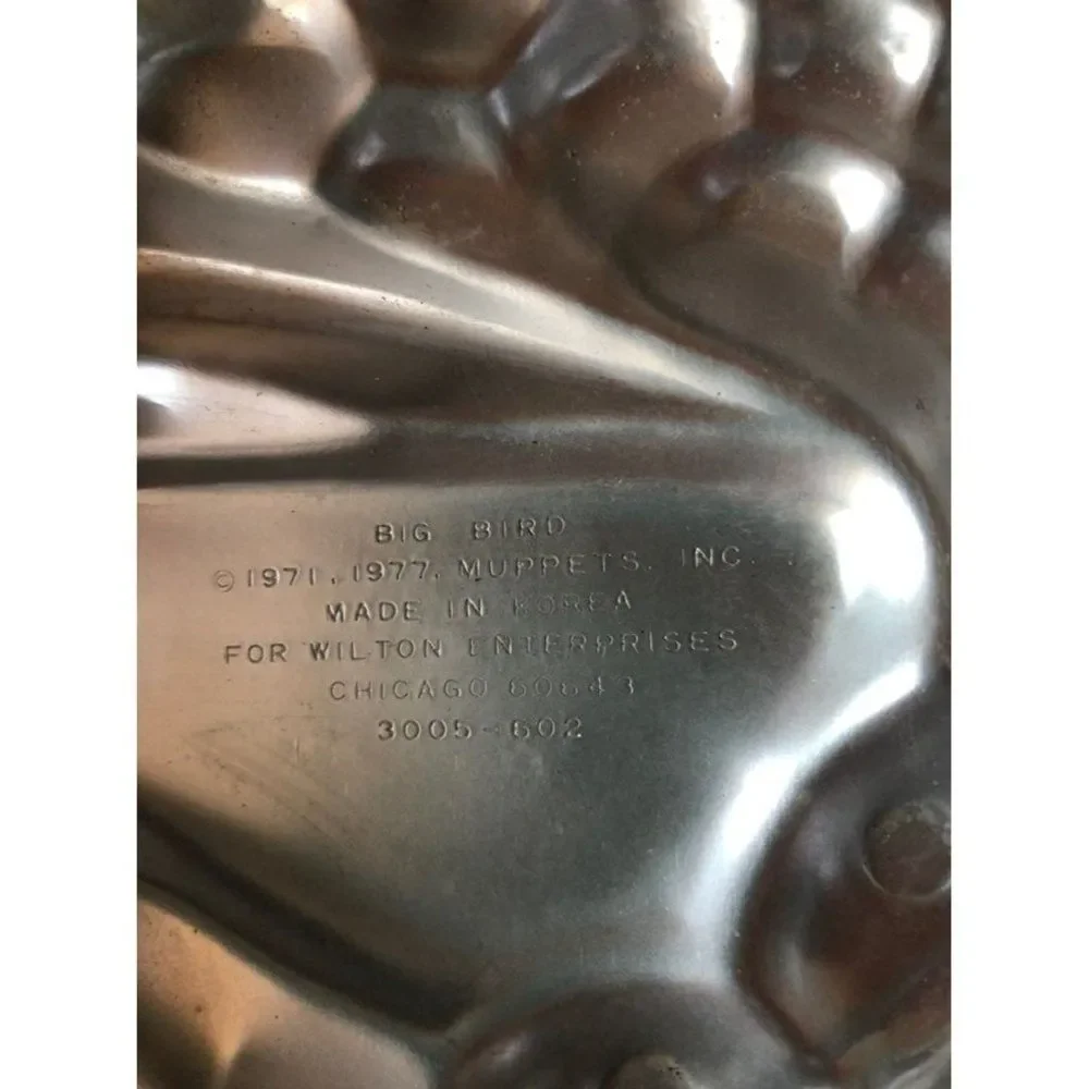 Vintage wilton big bird sesame street cake pan
